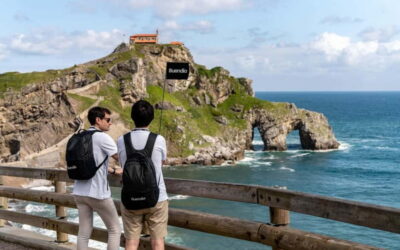 Bilbao: Gaztelugatxe, Bermeo, Mundaka, Gernika, & Wine Tour