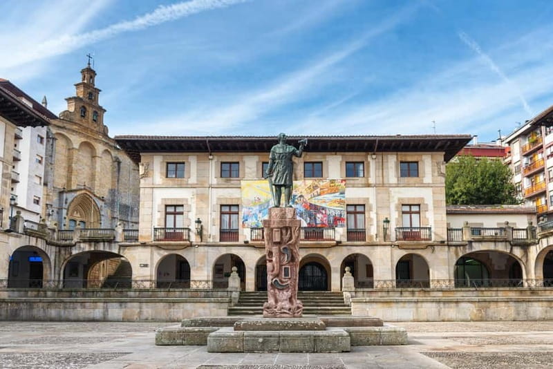 Bilbao: Gaztelugatxe, Bermeo, Mundaka, Gernika, & Wine Tour - Gernika brings the Basque story inland