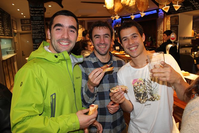 Bilbao Pintxo Tasting Paired With Spanish Wines - Plaza Nueva and the Old Town bar scene