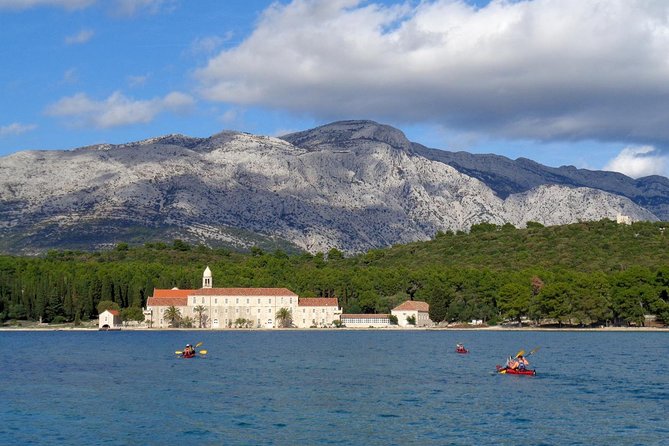 Bits of History - Half day kayak Tour with Wine delight - Gubavac: coffee, cake, and a quiet pause