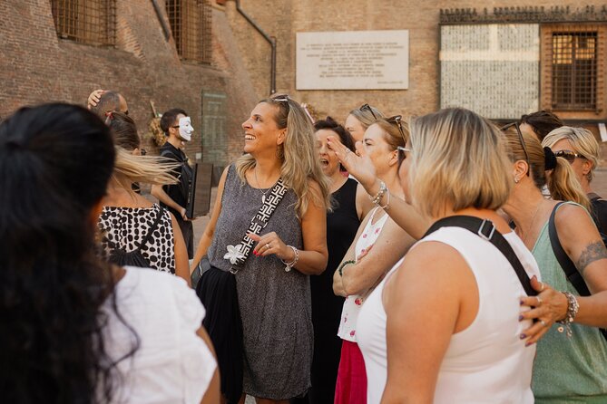 Bologna: Dinner, Wine & Tastings Walking Tour - Parmesan, cured meats, and the first wine