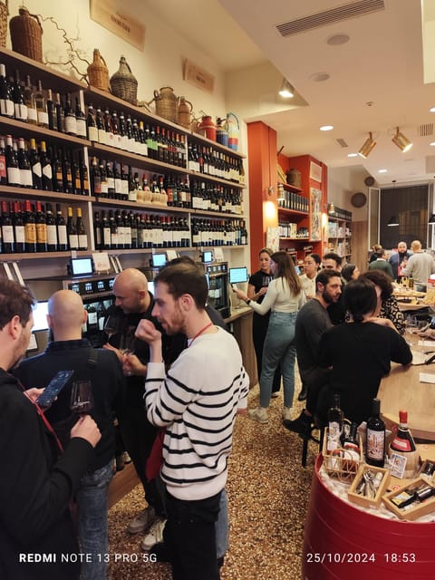 Bologna: Food and Wine Tasting with Interactive Game - The souvenir magnet and the chance to shop