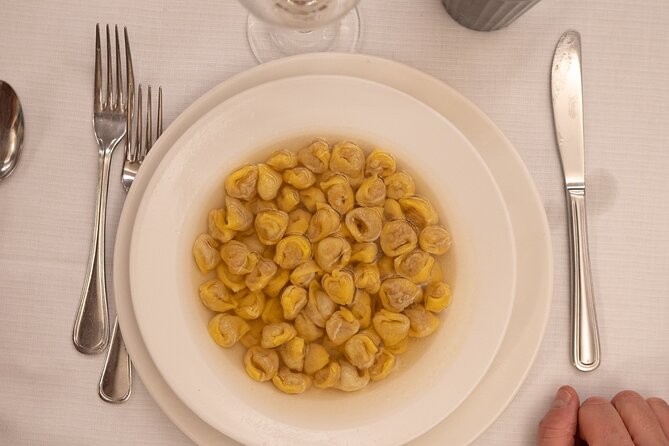 Bologna Food Valley: Factory tasting, Wines & traditional Lunch - Who should book this food tour?