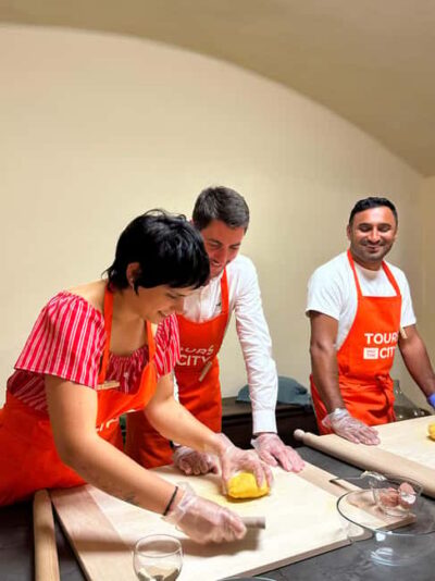 Bologna: Pasta Cooking Class, Ragu, Spritz, Wine & Gelato
