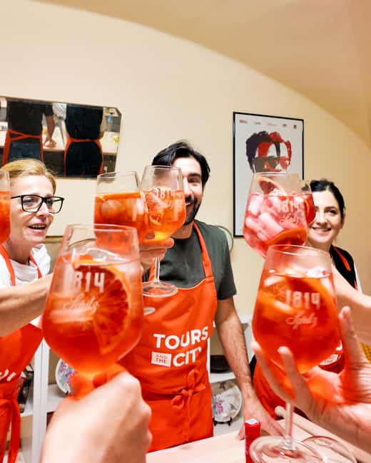 Bologna: Pasta Cooking Class, Ragu, Spritz, Wine & Gelato - Who should book this experience?