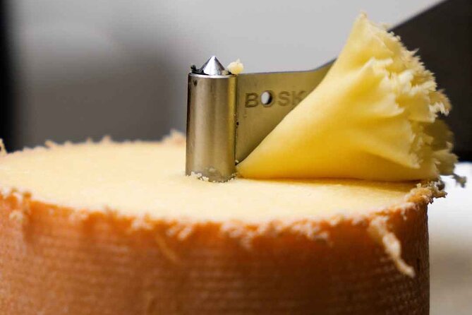 Bordeaux Gourmet Experience : tasting of French cheeses & wines - Baud et Millet and the cheese cellar