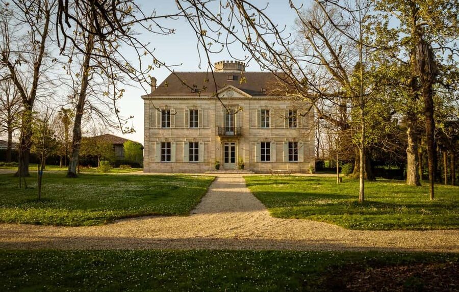 Bordeaux: Half-Day Margaux Tour with Wine Tastings - Small group comfort and seasonal details