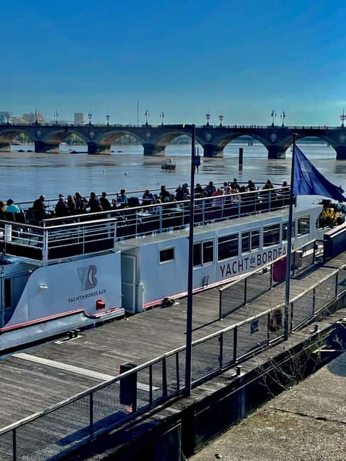 Bordeaux: River Garonne Cruise with Glass of Wine and Canelé - Pont de Pierre and the first view of the city