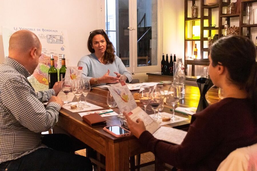 Bordeaux:Wine Masterclass & Blending workshop with appetizer - French apéritif with cheese, sausage, and chocolate