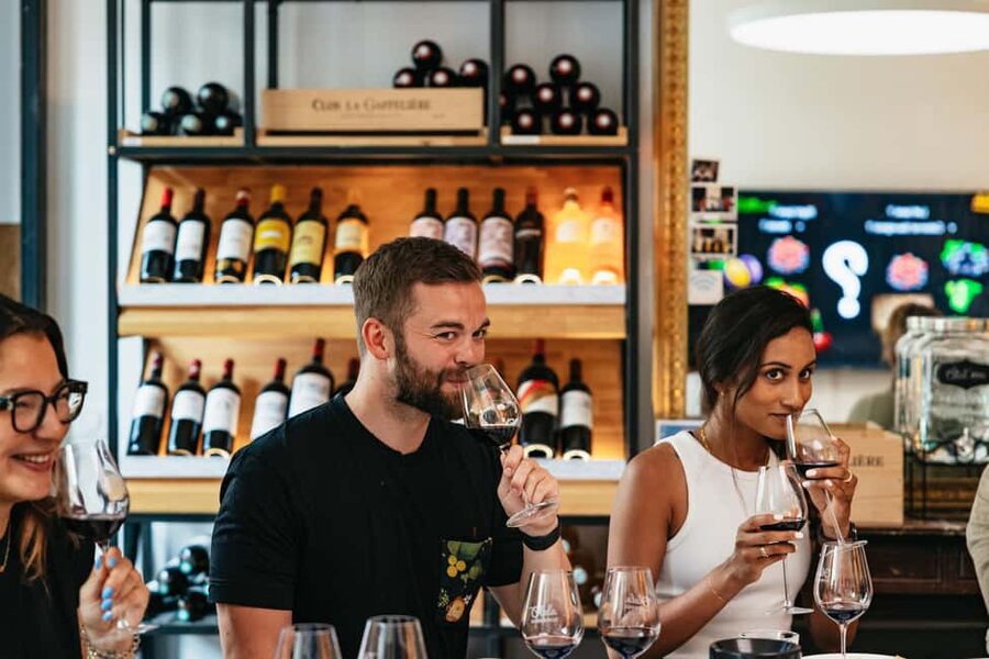 Bordeaux: Wine Masterclass with Cheese and Charcuterie Board - Why this Bordeaux class works for first-time wine tasters