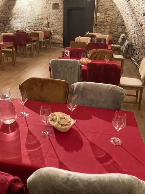 Bratislava: Wine Tasting Experience in the Dark - Slovak wine without the usual tourist script