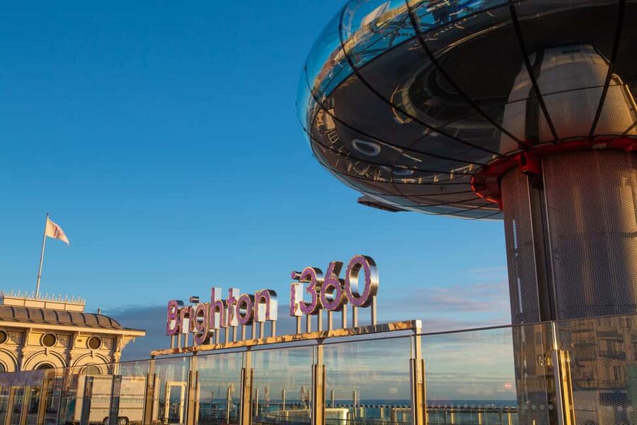 Brighton: i360 Entry & Champagne (Soft Drink for Under 18s) - Rising 138 meters above Brighton seafront