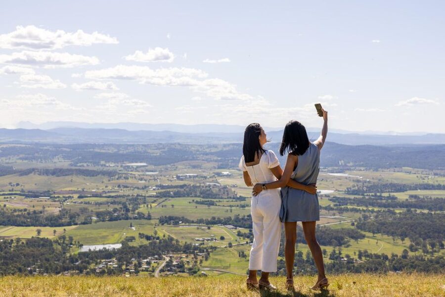 Brisbane: Tamborine Mountain Local Winery Tour with Lunch - What $162 gets you