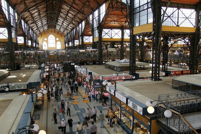 Budapest Culinary & Wine Walk - What the guide adds to the experience