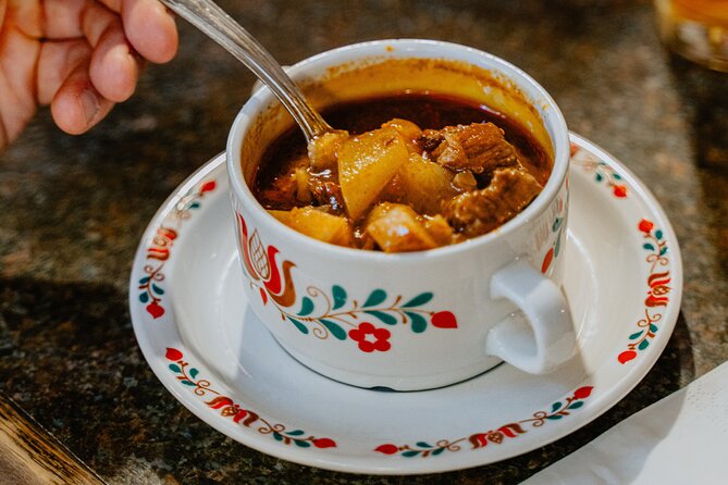 Budapest Food Tour: Market to Tavern with 14+ Tasters & Wines - Central Market Hall and the 11:30 Start