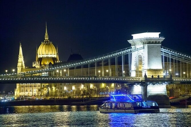 Budapest Unlimited Prosecco and Wine Cruise Day or Sunset Option - Seating, weather, and photo strategy