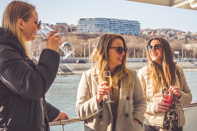Budapest Unlimited Prosecco and Wine Cruise Day or Sunset Option - Timing, meeting point, and value