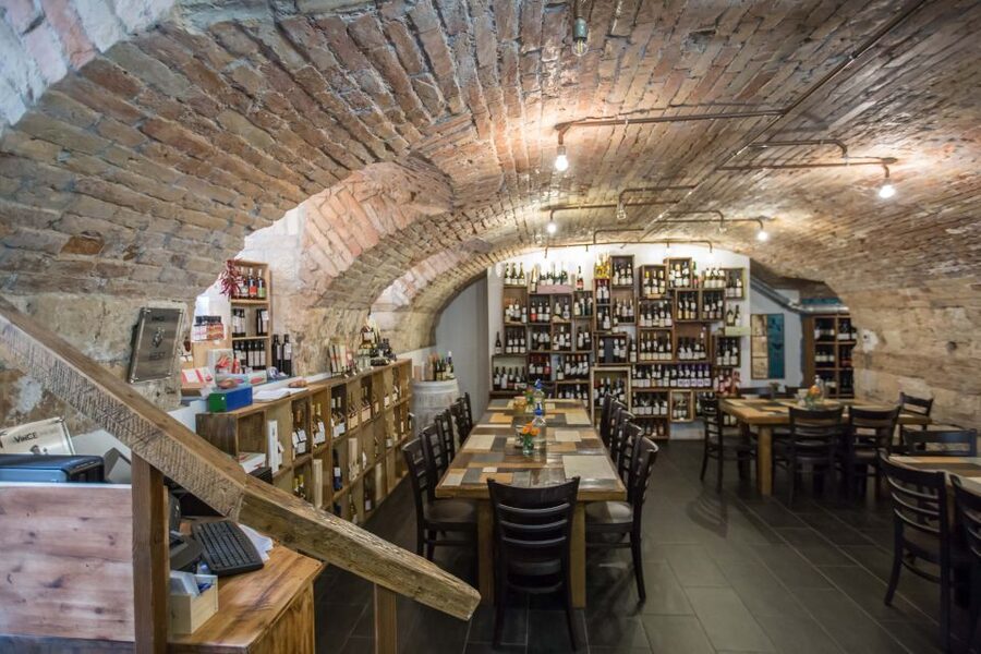 Budapest: Wine, Cheese, and Charcuterie Tasting - Practical booking details for a smooth afternoon