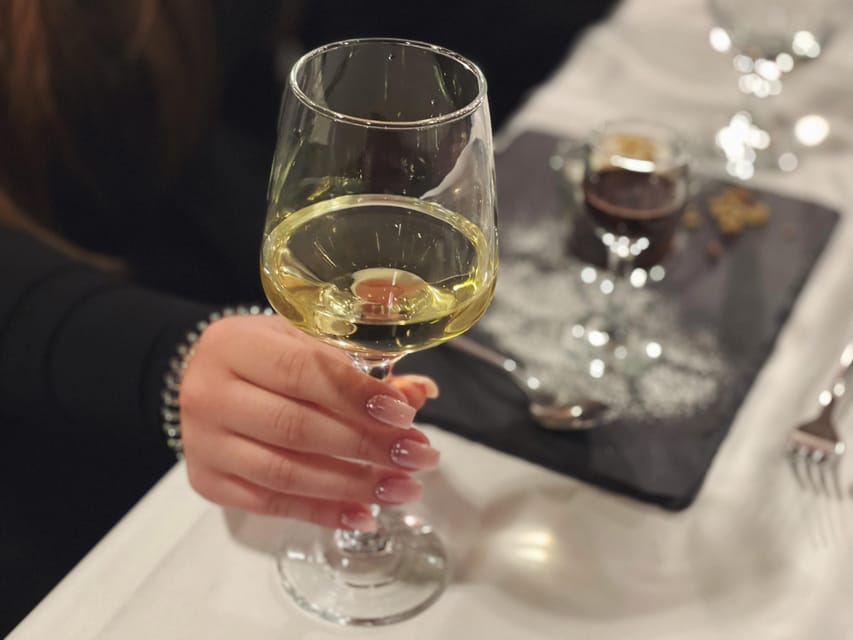 Budapest: Wine & Dine Cruise on the Danube - Live music from the Rajkó Folk Ensemble