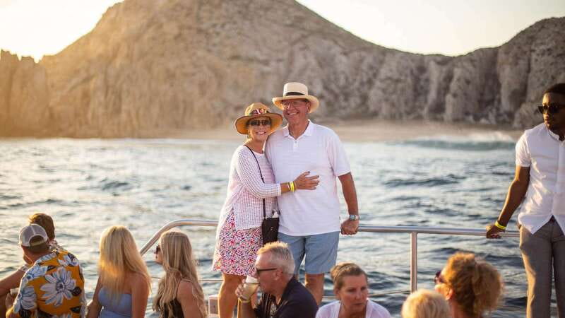 Cabo San Lucas: 2 Hour Sunset Cruise with Food and Wine - Jazz, wine, and appetizers on the water