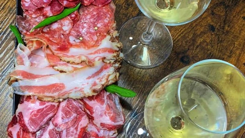 Cagliari: Food and Wine Tasting Experience - What You Taste in One Hour