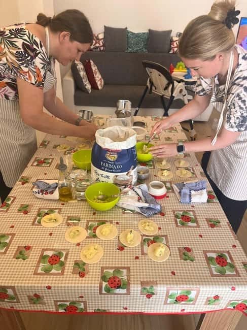 Cagliari Home Cooking Class: Pasta, Wine & Sardinian Flavors - Key points to know before you book