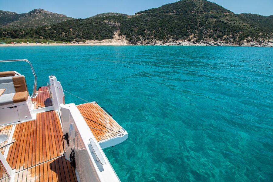 Cagliari: Luxury Motorboat Tour with 3 Swim Stops & Wine - From Marina Piccola to the Devil’s Saddle