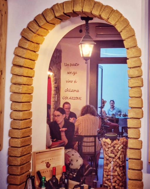 Cagliari Old Town: Wine Tasting and local products - The food pairings are the real reason to come