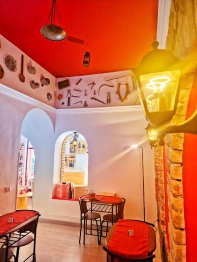 Cagliari Old Town: Wine Tasting and local products