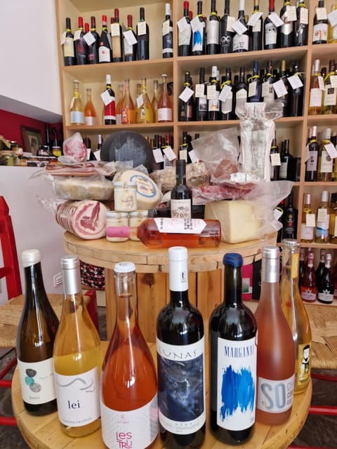 Cagliari Old Town: Wine Tasting and local products - Why the small venue can help or hurt