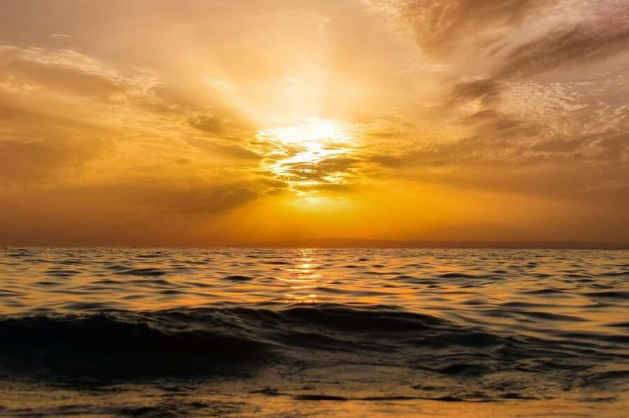 Calpe: Sunset Cruise with Sparkling Wine - Leaving Puerto Calpe as the Evening Cools