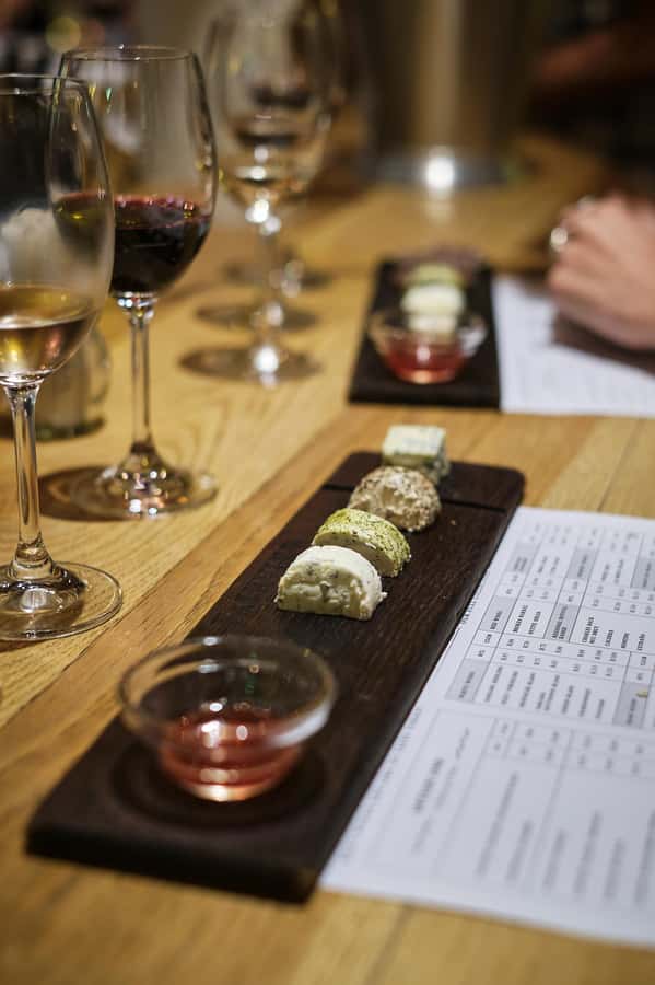 Cape Town: Full-Day Winelands Tour with Wine Tastings & Food - Lunch at the vineyard