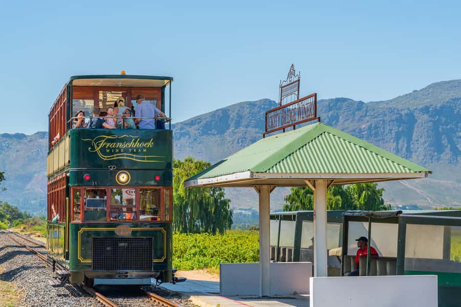 Cape Town: Wine Tram & Winelands Tour with Tastings & Pickup - Lunch depends entirely on the package you choose