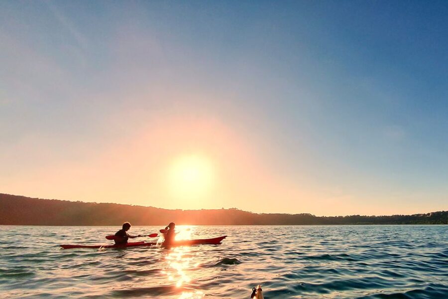 Castel Gandolfo: Kayak Food and Wine Tour - The Roman port of the Villa of Domitian