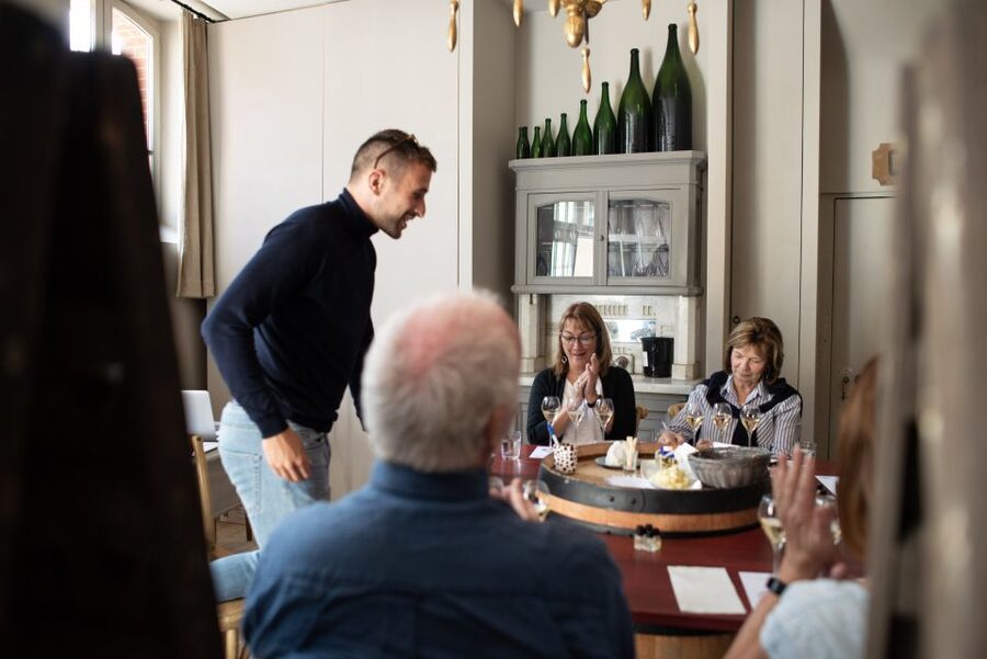 Champagne: Champagne Tasting Class with Lunch - Why Le Clos Corbier feels different from a big Champagne tour