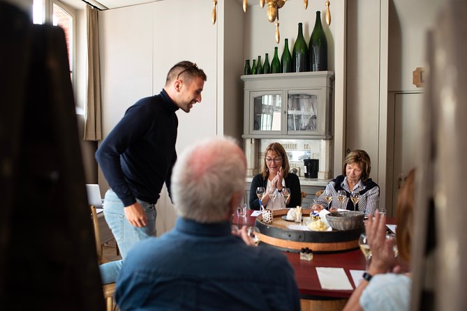 Champagne Tasting Class and Lunch near Epernay - Why the small group changes the experience