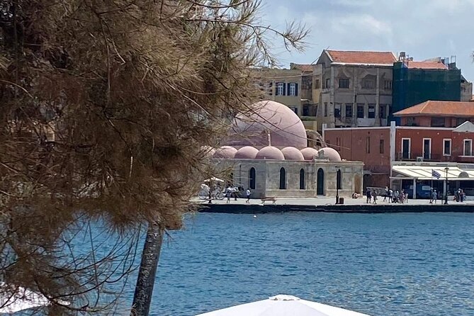 Chania Walking Food And Wine Night Tour - The final Cretan feast at Steki