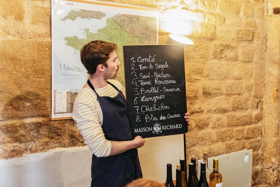 Cheese & Wine Tasting in Montmartre with Local Cheesemonger - Who will enjoy this tasting most?