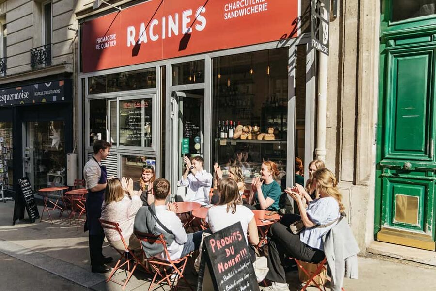 Cheese & Wine Tasting in Montmartre with Local Cheesemonger - Eight cheeses, each with a different job