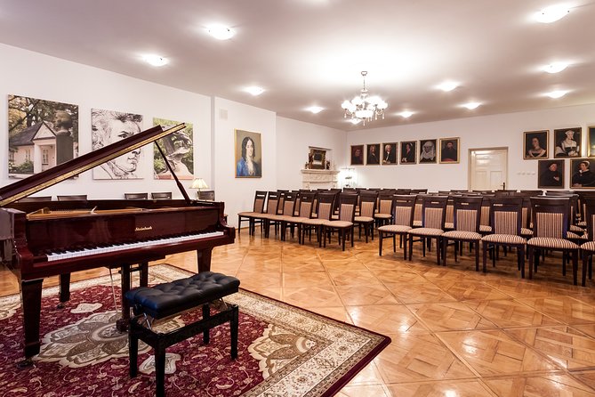 Chopin Piano Concert at Chopin Gallery with a Glass of Wine - Why the short format works