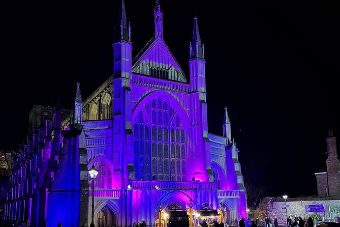 Christmas Mulled Wine Walk of Winchester - Is $20.57 good value for 90 minutes?