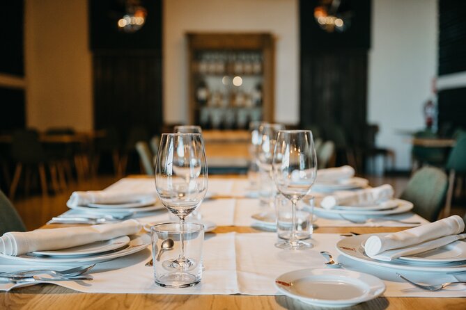 Complete winery experience: visit, tasting and traditional food - How the Experience Compares With a Standard Rioja Cellar Tour