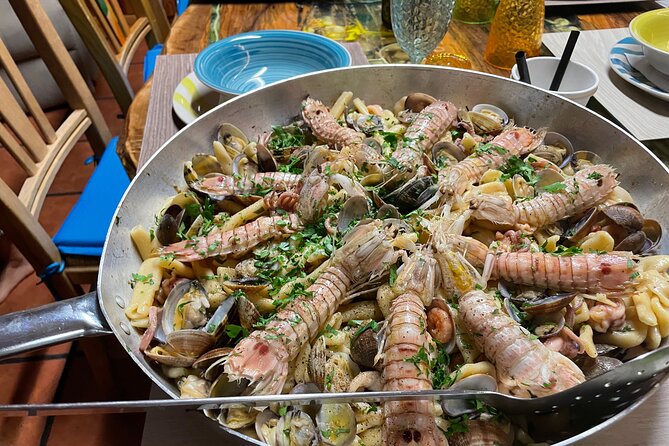 Cooking class, dinner and wine tasting near Lecce - More than pasta at the villa