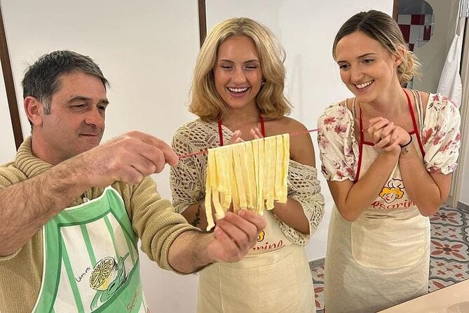 Cooking class with Pasta, mozzarella and Tiramisu with wine - Who should book this cooking class