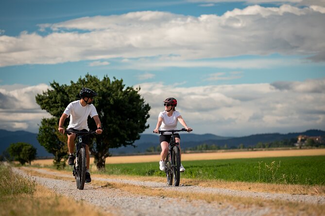 Cortona - eBike tour and wine tasting in the Val di Chiana [+40€] - What the eBike changes on the hills