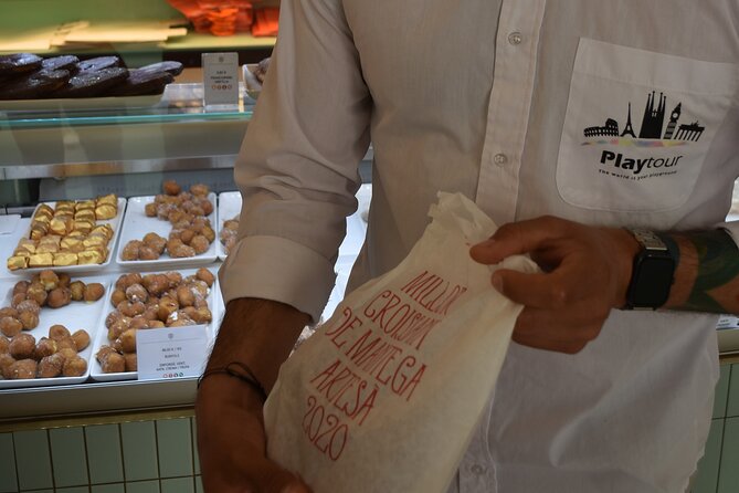 Cultural Walking Tour in Barcelona with Food & Wine Tasting - A quick look at El Raval
