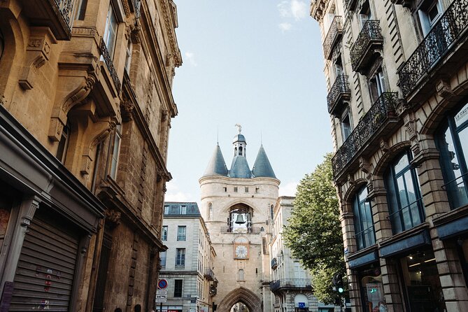 Devour Bordeaux: Ultimate Food & Wine Tasting Tour - A daily special at Remparts Café