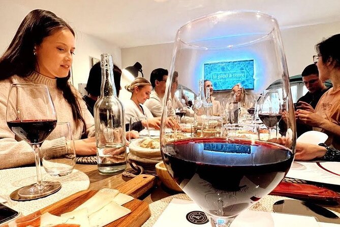Discovery of the Bordeaux vineyard in 3 wines - Meeting at Le Pied à Terre on Rue Judaïque
