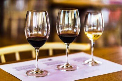 Historical Sites, Wine Experience, Lunch & Cruise