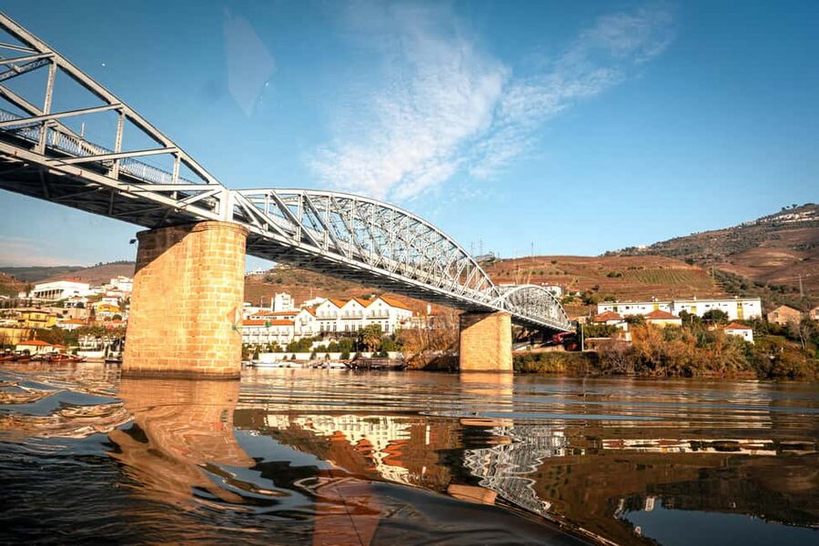 Douro Valley Tour: Visit 2 Wineries, Lunch & River Cruise - Key points at a glance